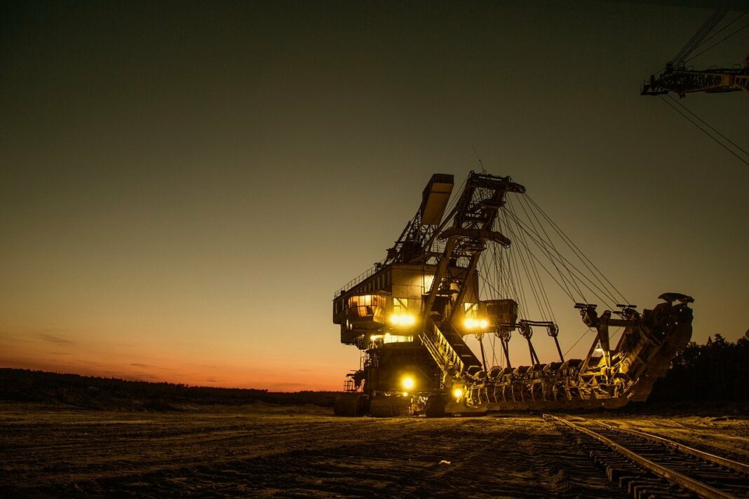 Quel est ce logiciel que Monero utilise pour le minage - pixabay - mining-excavator-g5d87ebc6d_1280